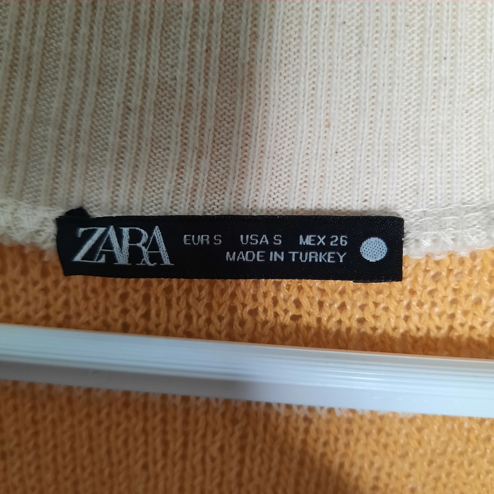 Zara Knit Sweater Vest VNeck Oversized Yellow Gold Cream Stripe Womens Size Sm - Picture 4 of 11